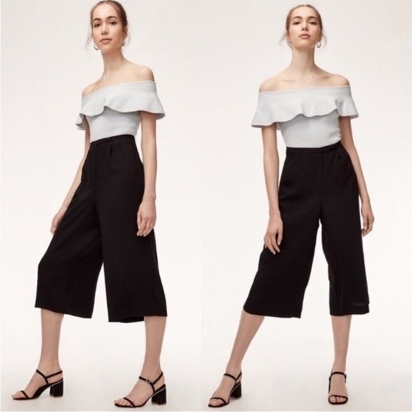 Aritzia Babaton Lazarus Culottes Wide leg Cropped Pants Black HighRise Size 2 B9 - Picture 1 of 6